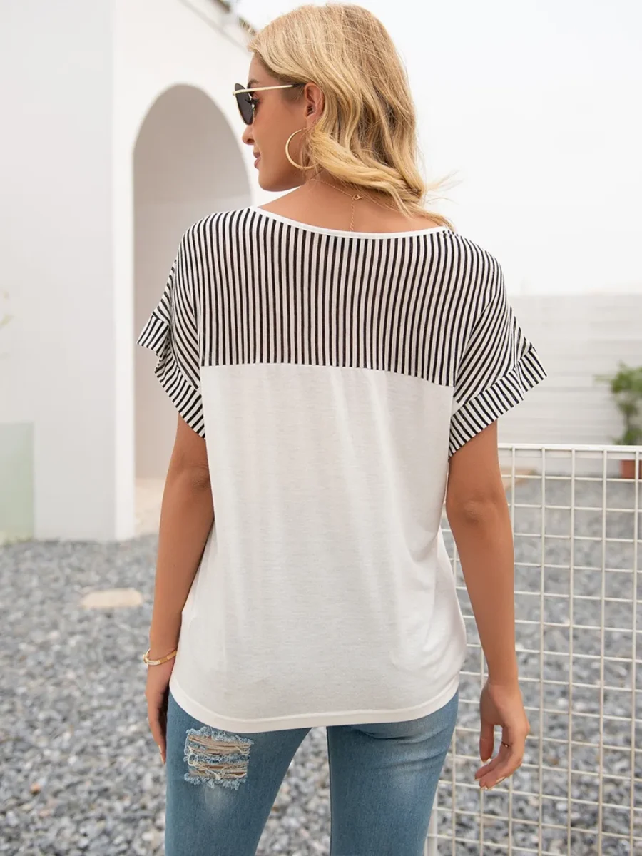 V-neck short sleeved loose T-shirt - Image 12