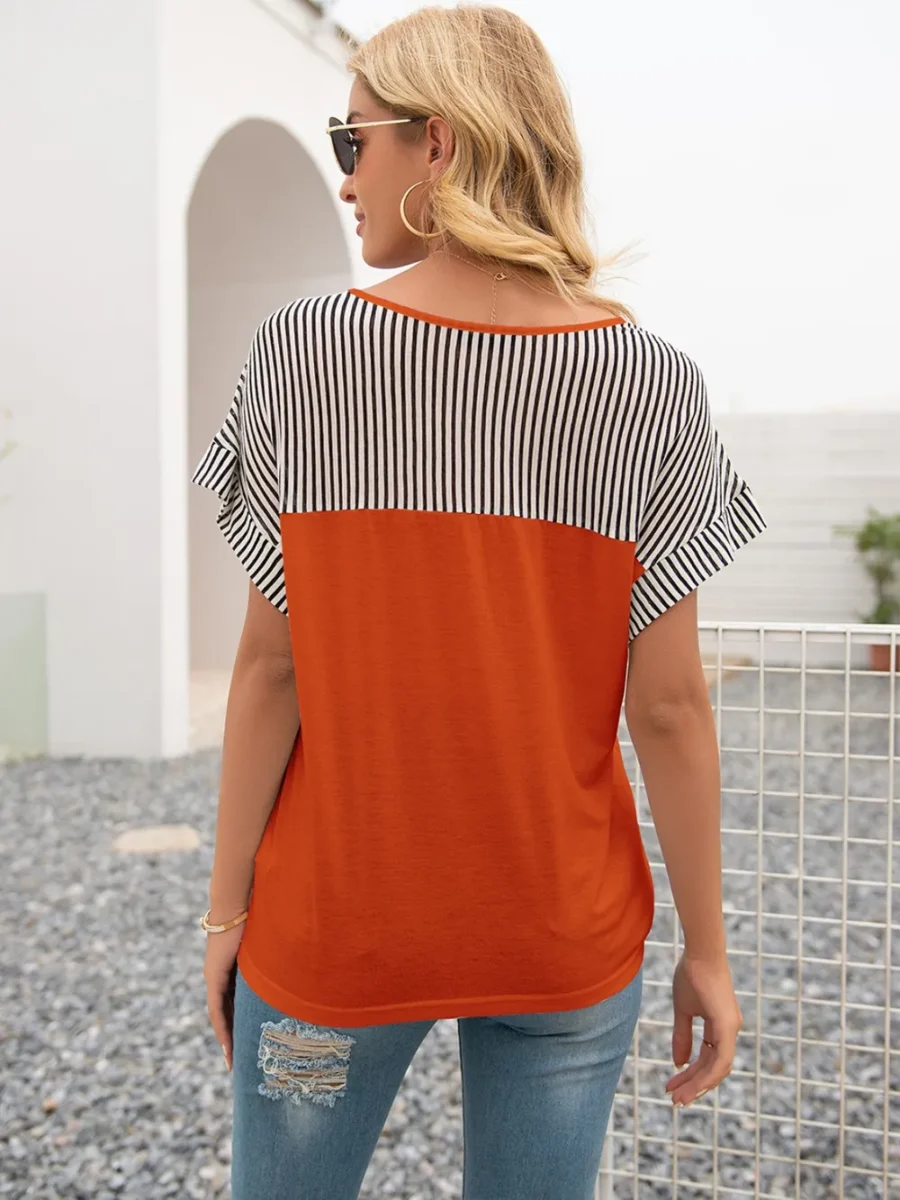 V-neck short sleeved loose T-shirt - Image 16