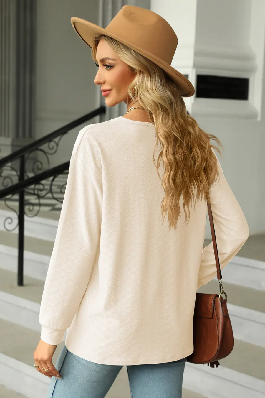 V-Neck Long Sleeves T-Shirt - Image 29