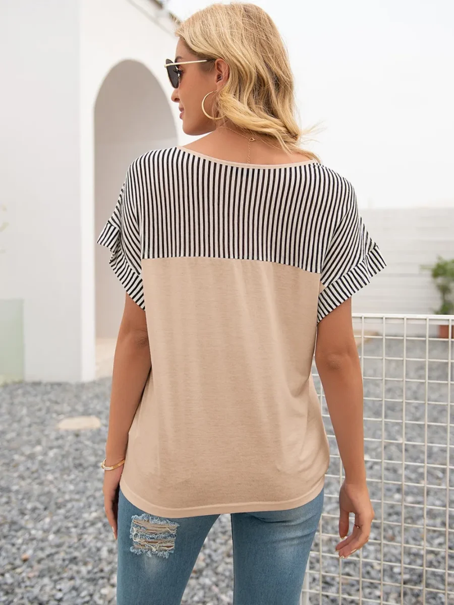 V-neck short sleeved loose T-shirt - Image 20