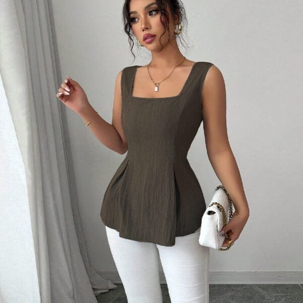 Sleeveless top pullover for women - Image 3
